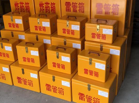 永安坝街道玻璃钢雷管箱的使用寿命一般是多少？